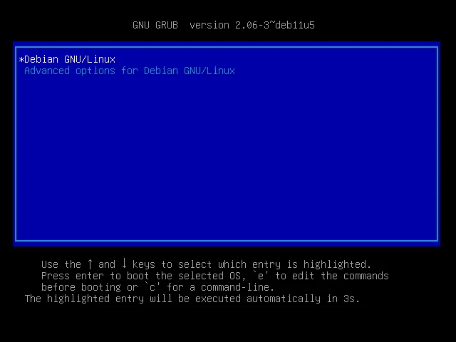 Tampilan menu bootloader GRUB perdana Debian 11