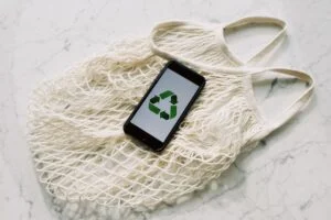 Reuse (Menggunakan Kembali)